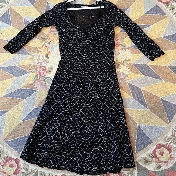 Betsey Johnson Dresses & Skirts - VINTAGE BETSEY JOHNSON SILVER LACE BODYCON MIDI S